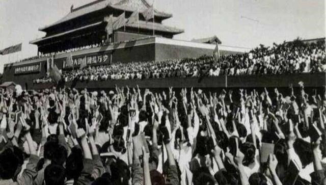 这些国家的国庆节竟然是这样庆祝的；只能说有才了 